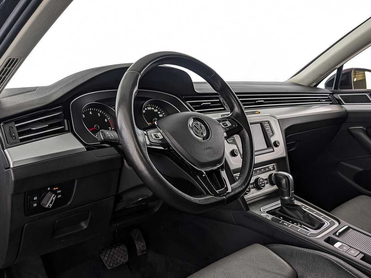 Купить Volkswagen Passat, 2016, 135 253 км.. Фото: #15