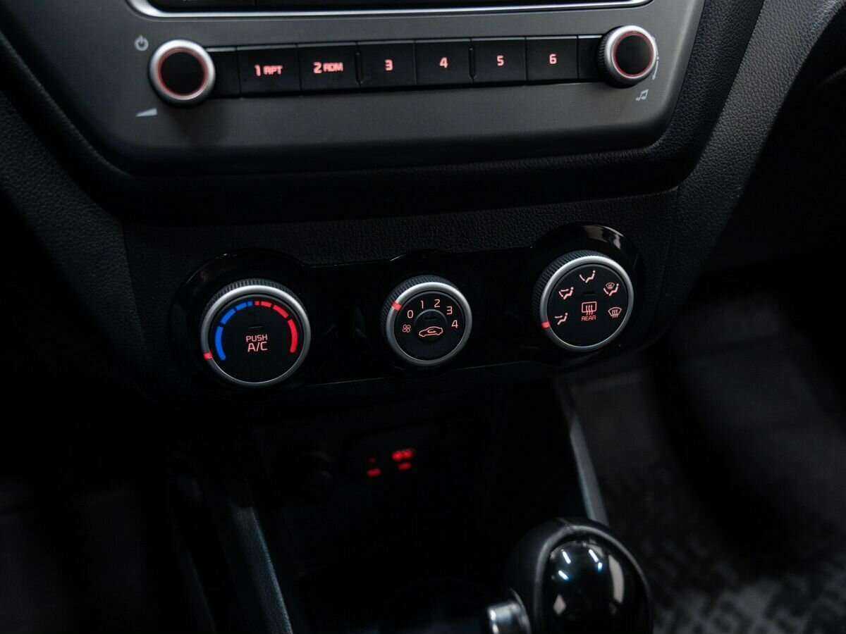 Купить Kia Rio, 2015, 92 000 км.. Фото: #24