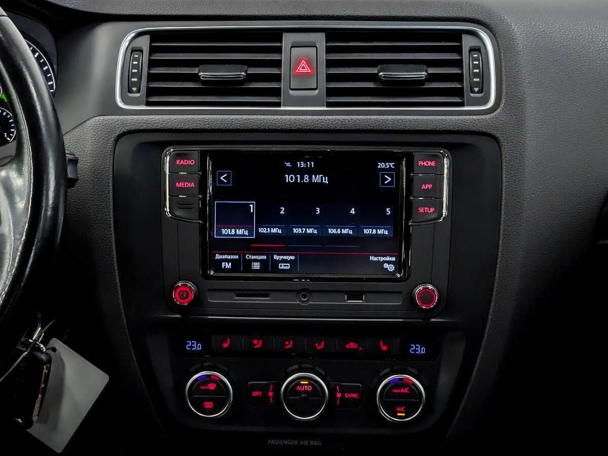 Купить Volkswagen Jetta, 2014, 129 595 км.. Фото: #14