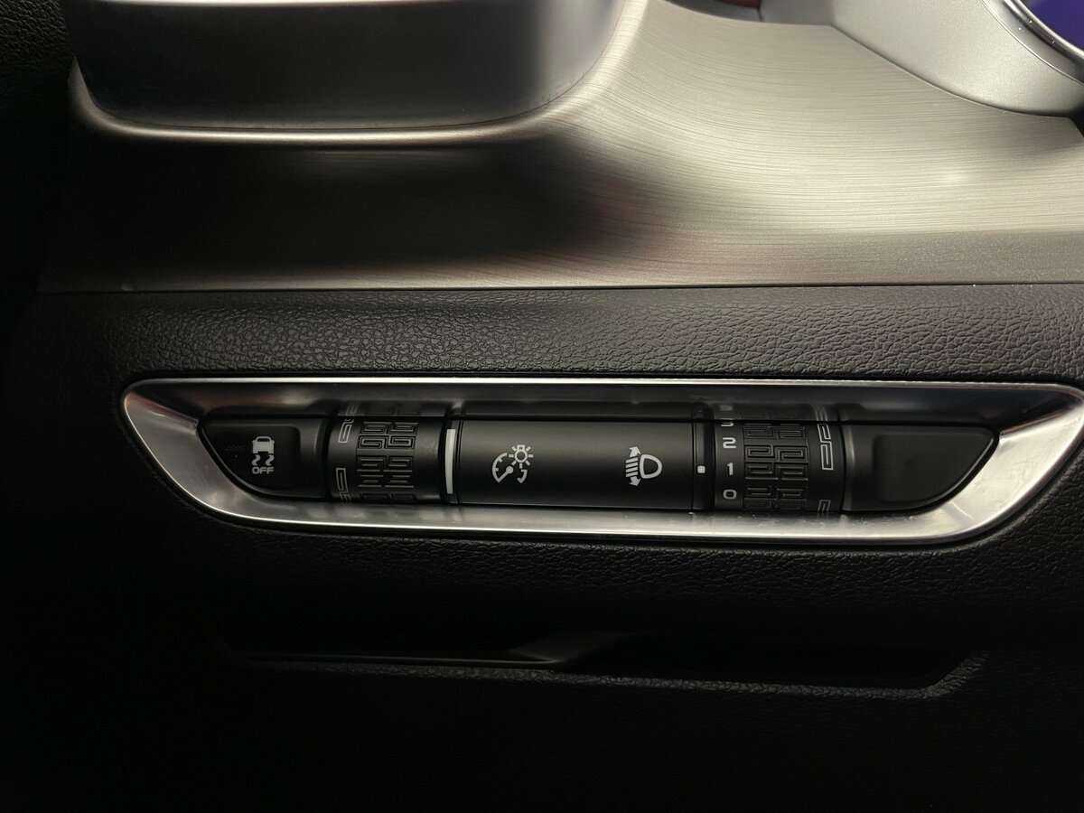 Купить Geely Coolray, 2020, 83 878 км.. Фото: #17