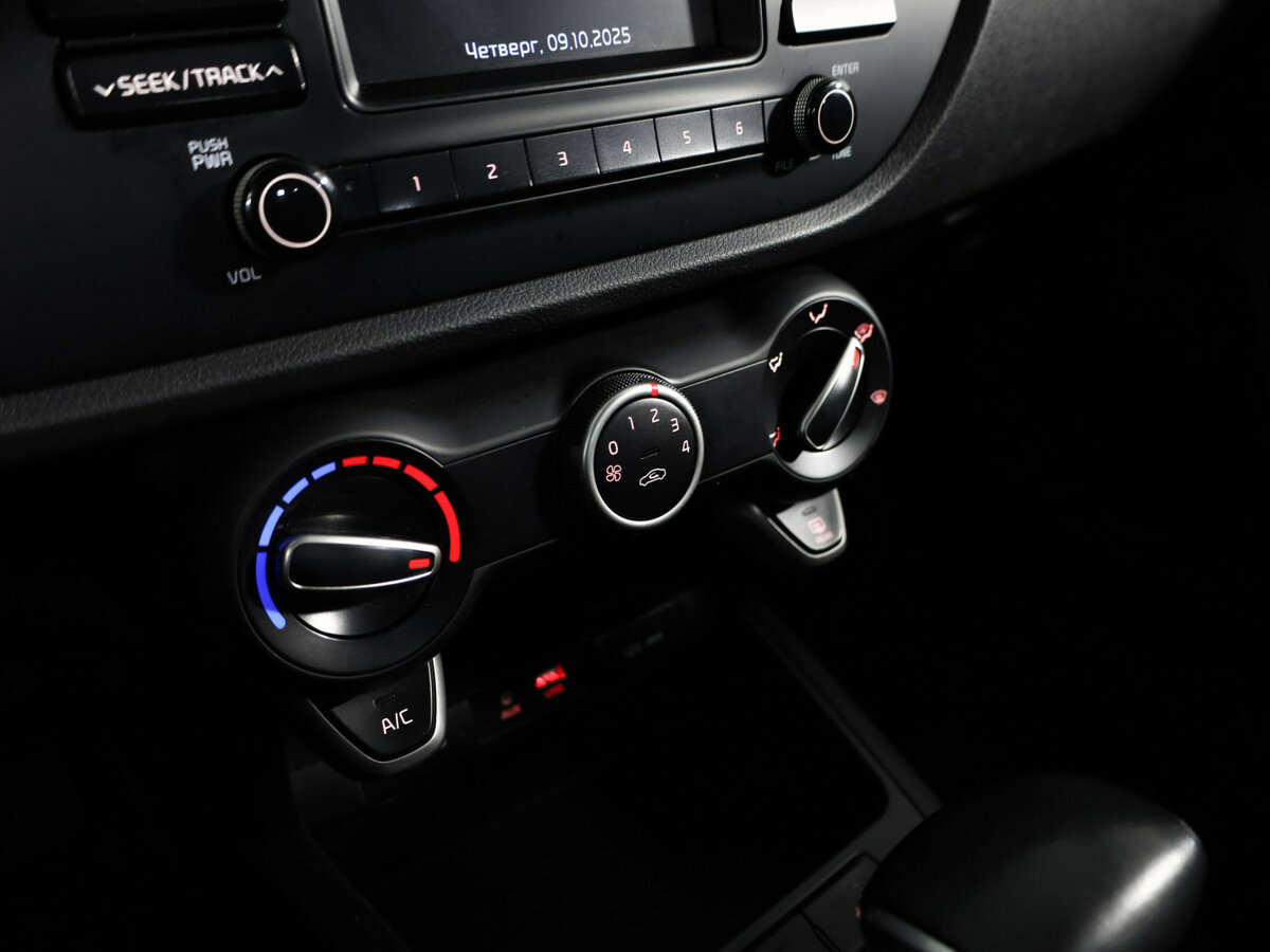 Купить Kia Rio, 2017, 120 000 км.. Фото: #19