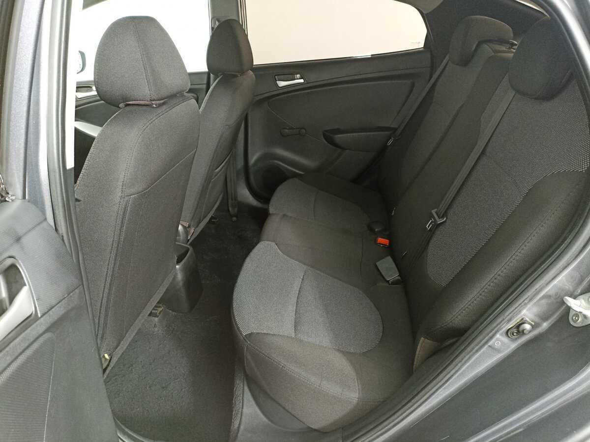 Купить Hyundai Solaris, 2013, 223 137 км.. Фото: #6