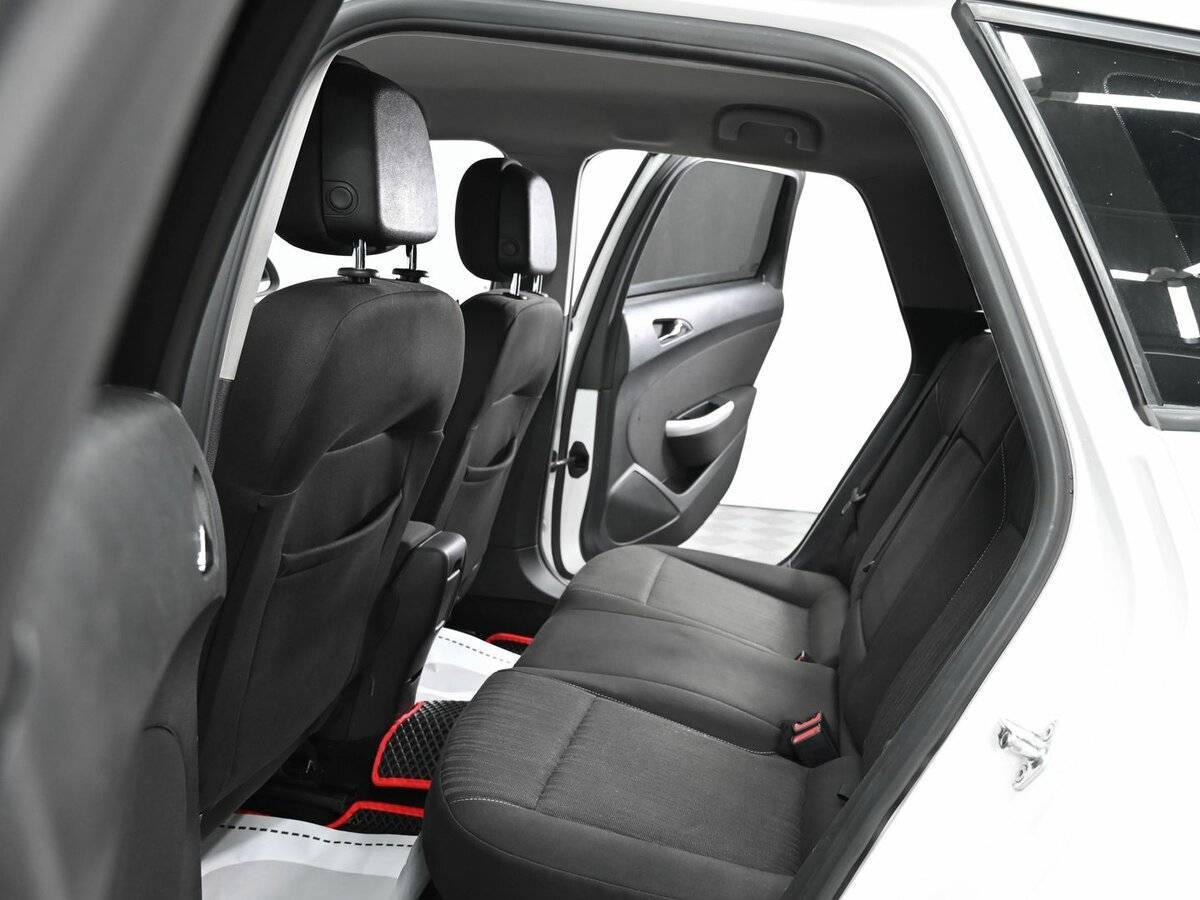 Купить Opel Astra, 2012, 162 000 км.. Фото: #12