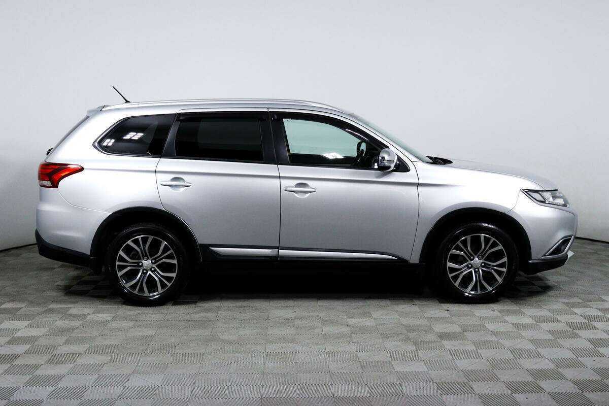Купить Mitsubishi Outlander, 2015, 72 276 км.. Фото: #3