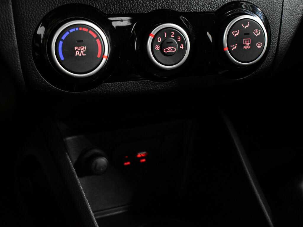 Купить Kia Rio, 2016, 70 000 км.. Фото: #17