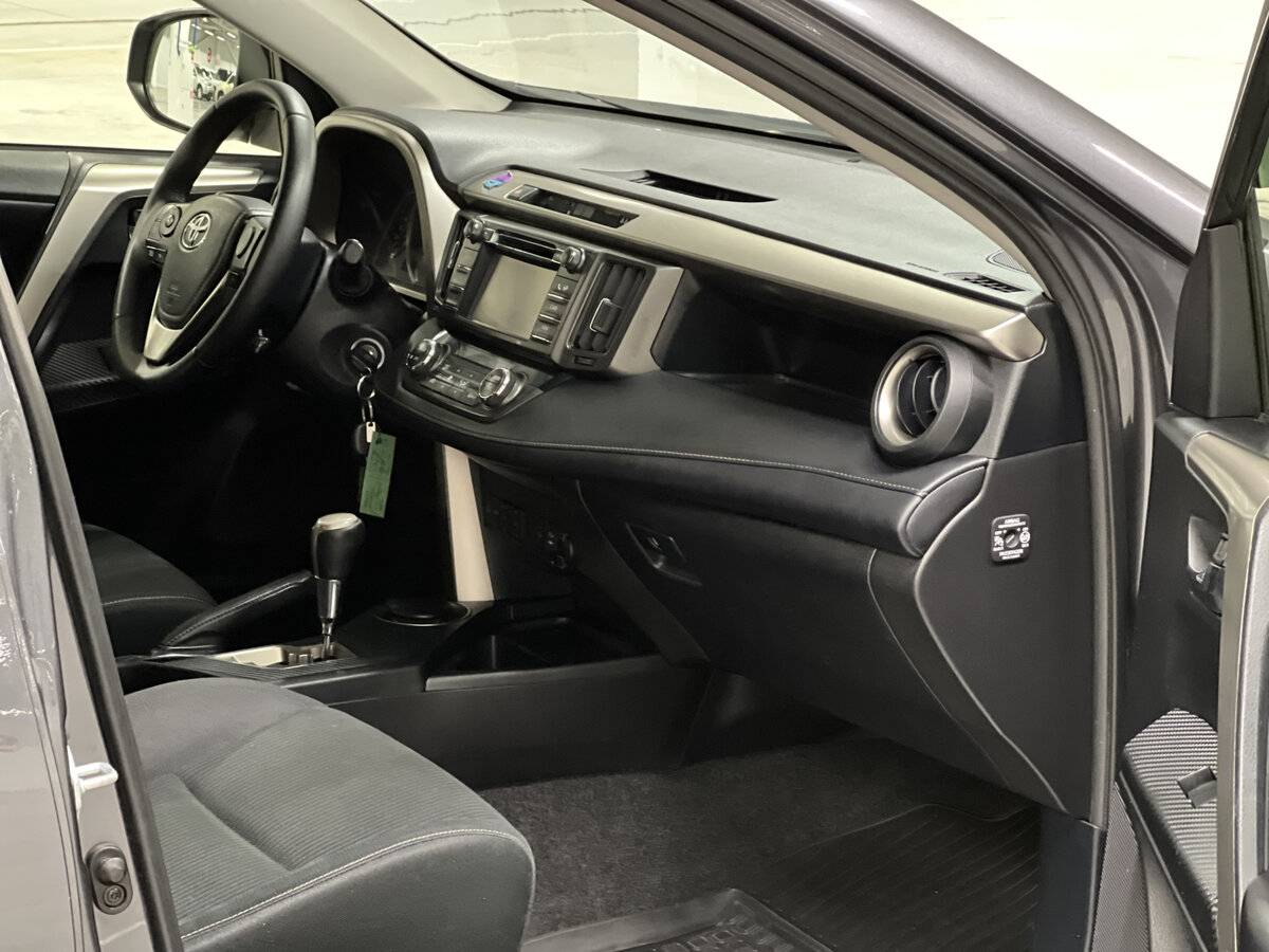 Купить Toyota RAV4, 2013, 203 564 км.. Фото: #10