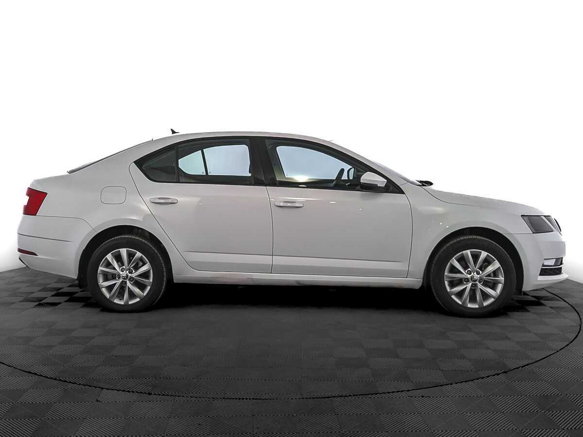 Купить Skoda Octavia, 2019, 67 859 км.. Фото: #3