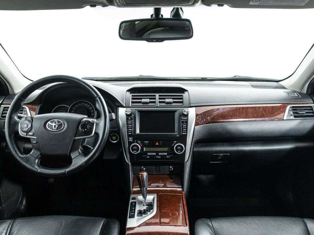 Купить Toyota Camry, 2012, 256 467 км.. Фото: #12