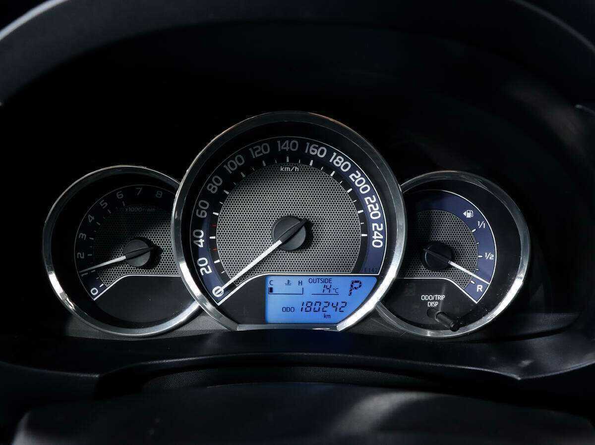 Купить Toyota Corolla, 2014, 180 241 км.. Фото: #14