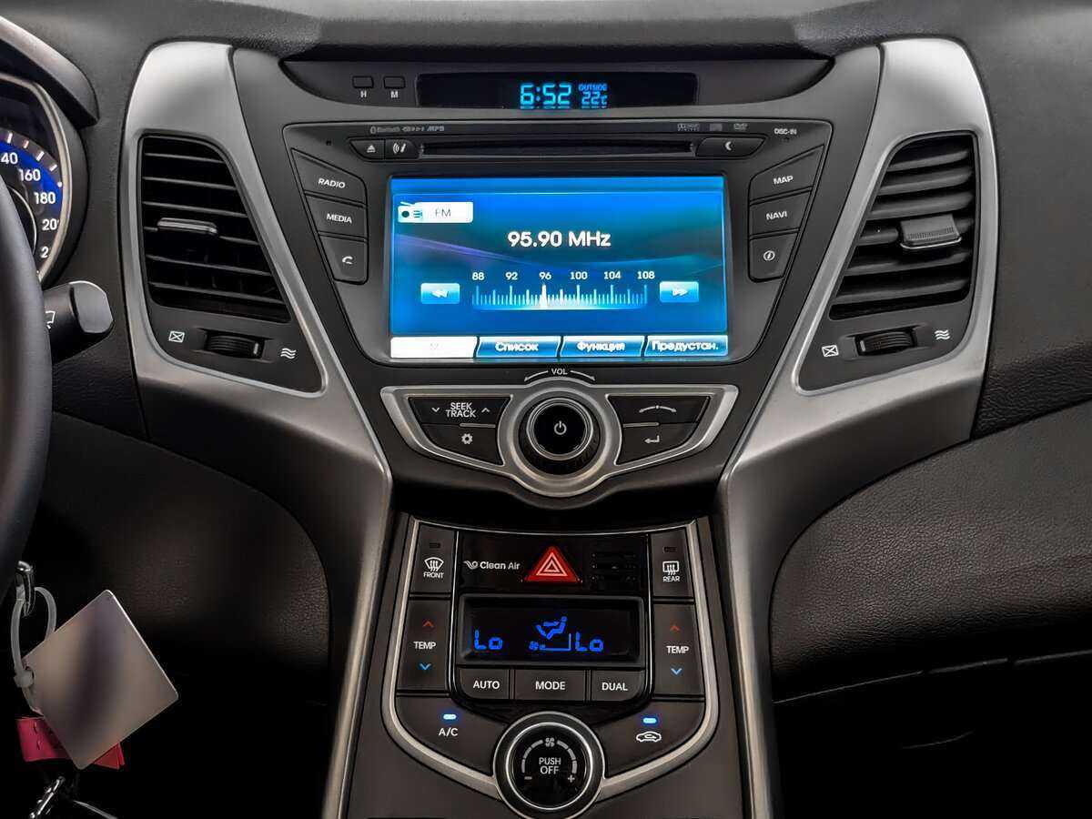 Купить Hyundai Elantra, 2014, 102 900 км.. Фото: #12