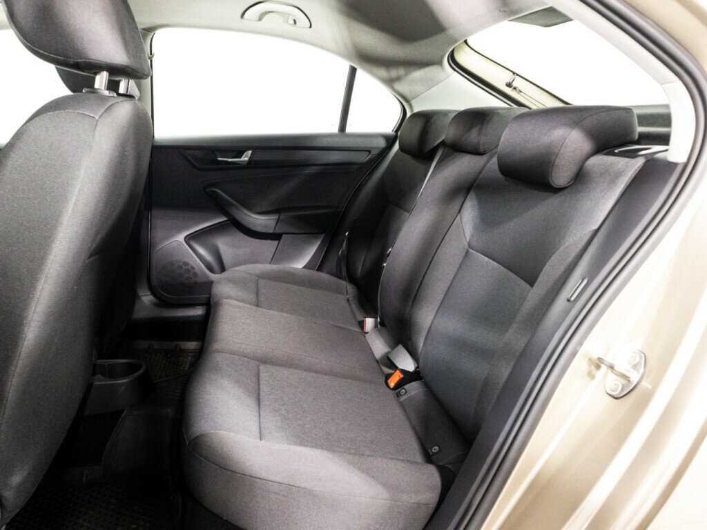 Купить Skoda Rapid, 2019, 117 235 км.. Фото: #9