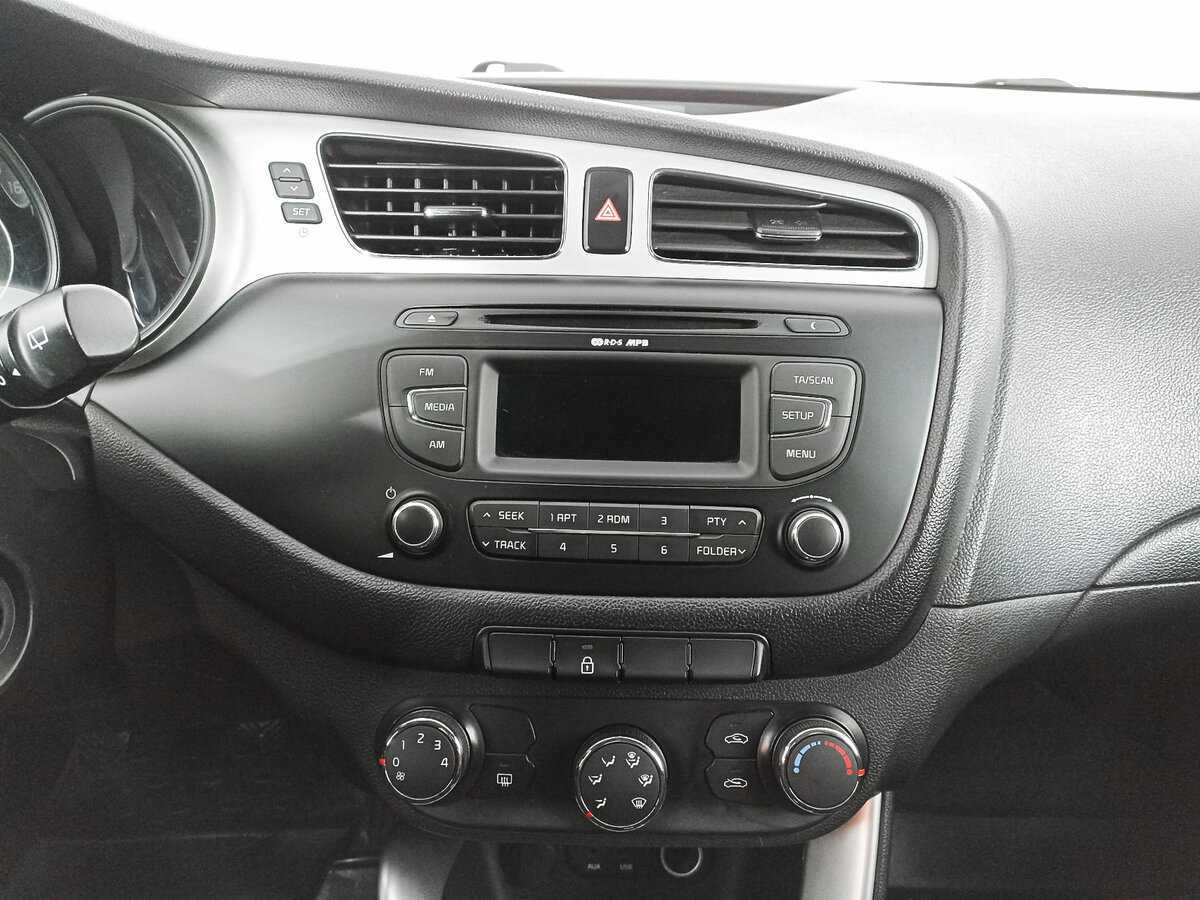 Купить Kia Ceed, 2015, 103 114 км.. Фото: #14