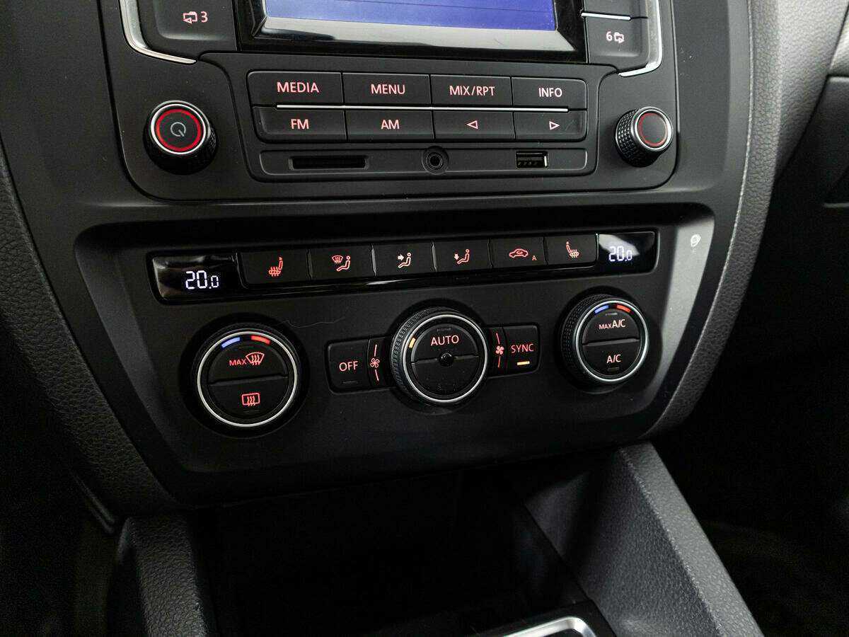 Купить Volkswagen Jetta, 2015, 65 320 км.. Фото: #14