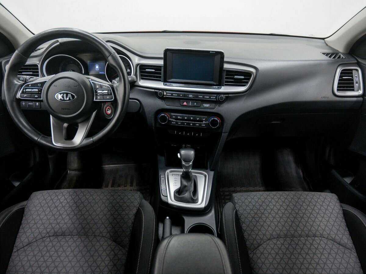 Купить Kia Ceed, 2019, 89 000 км.. Фото: #12