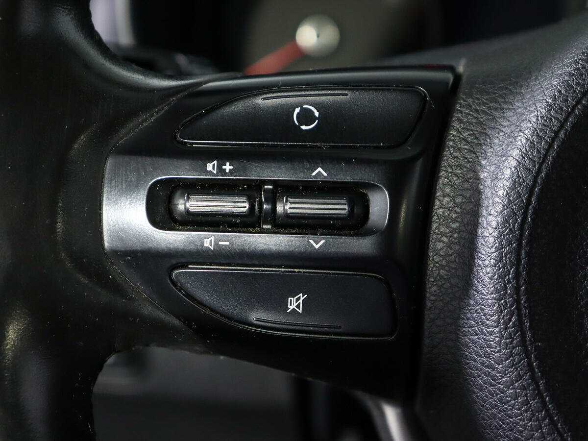 Купить Kia Rio, 2019, 106 799 км.. Фото: #14