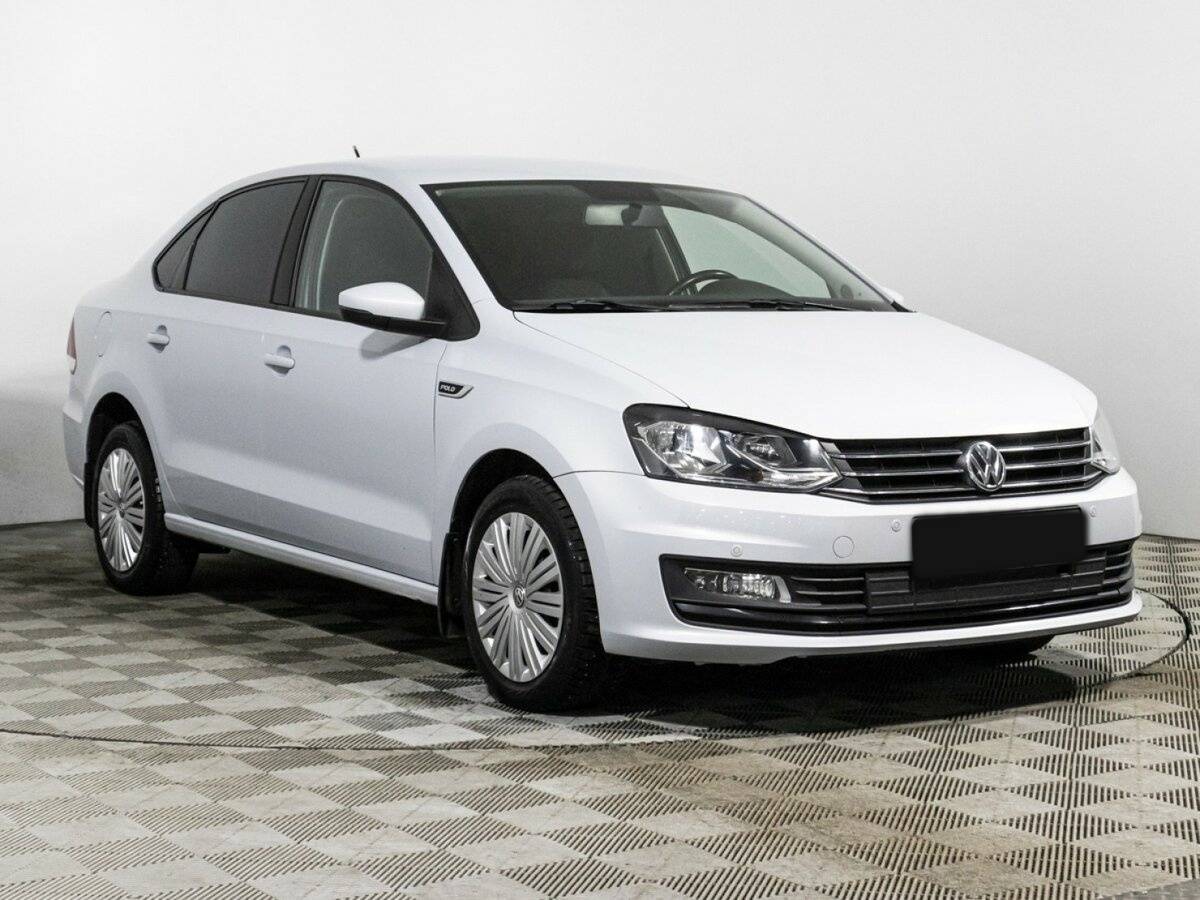 Купить Volkswagen Polo, 2018, 136 113 км.. Фото: #2