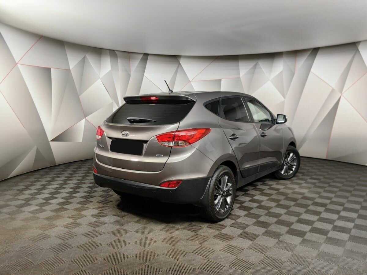 Купить Hyundai ix35, 2014, 131 430 км.. Фото: #1