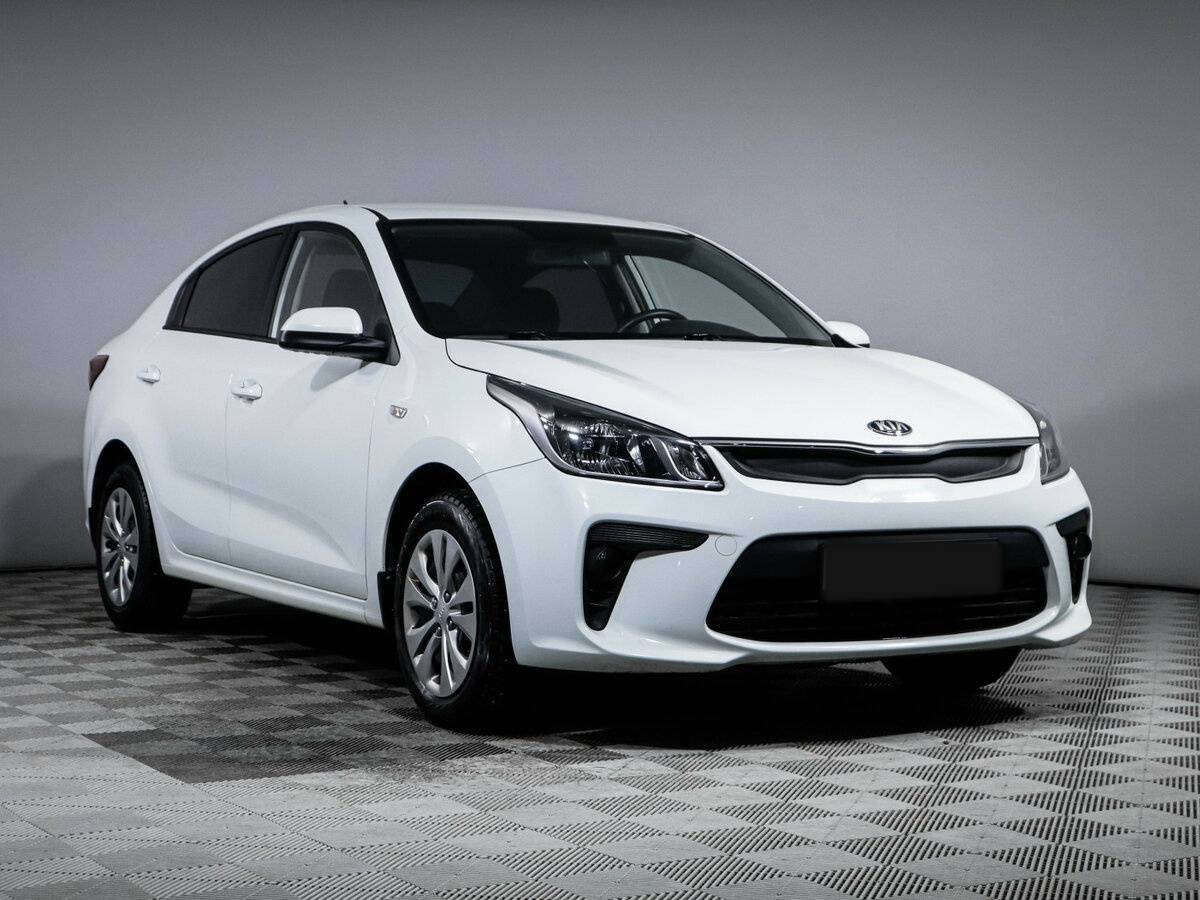 Купить Kia Rio, 2018, 37 716 км.. Фото: #2