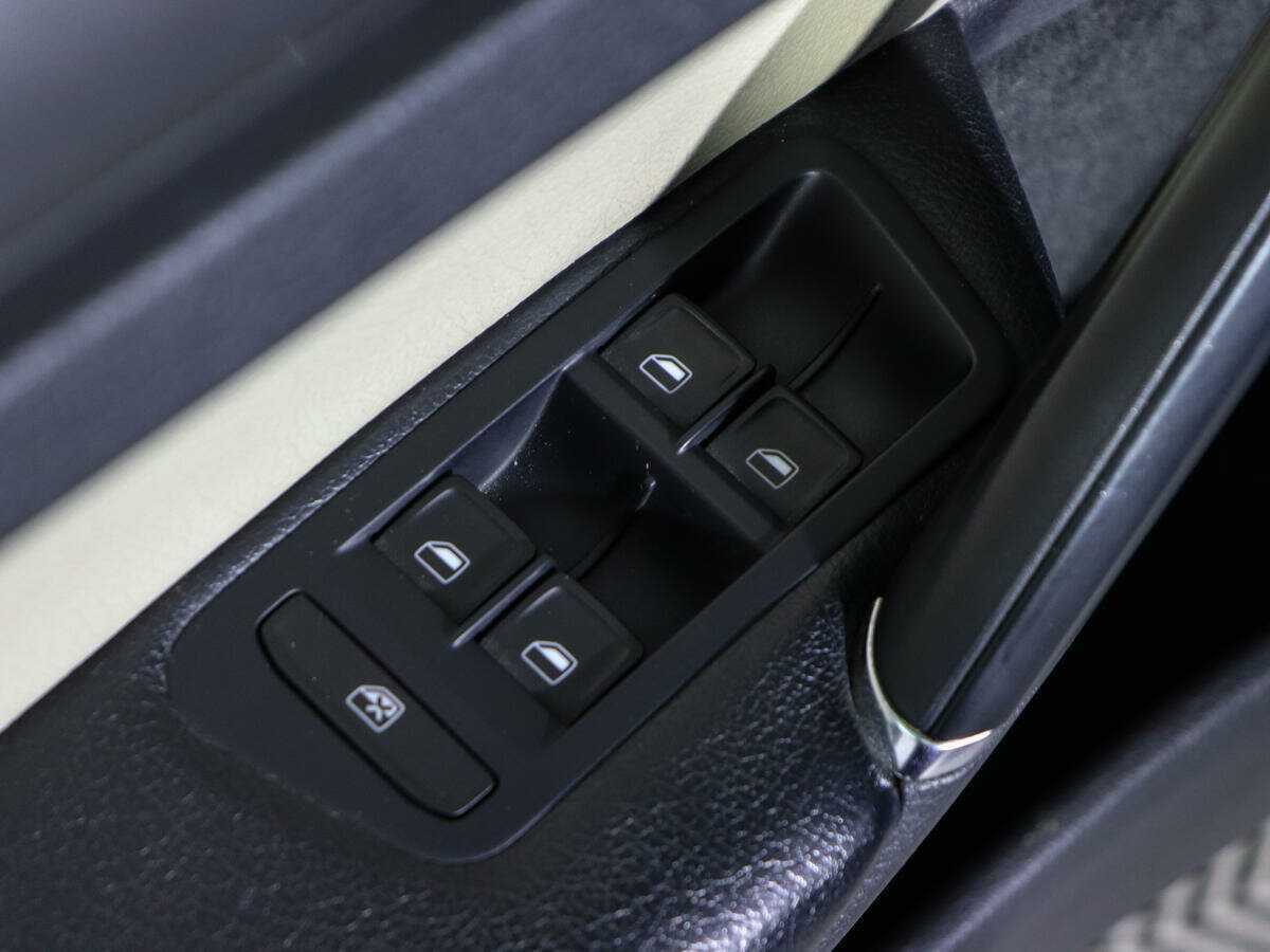 Купить Volkswagen Golf, 2013, 176 909 км.. Фото: #16