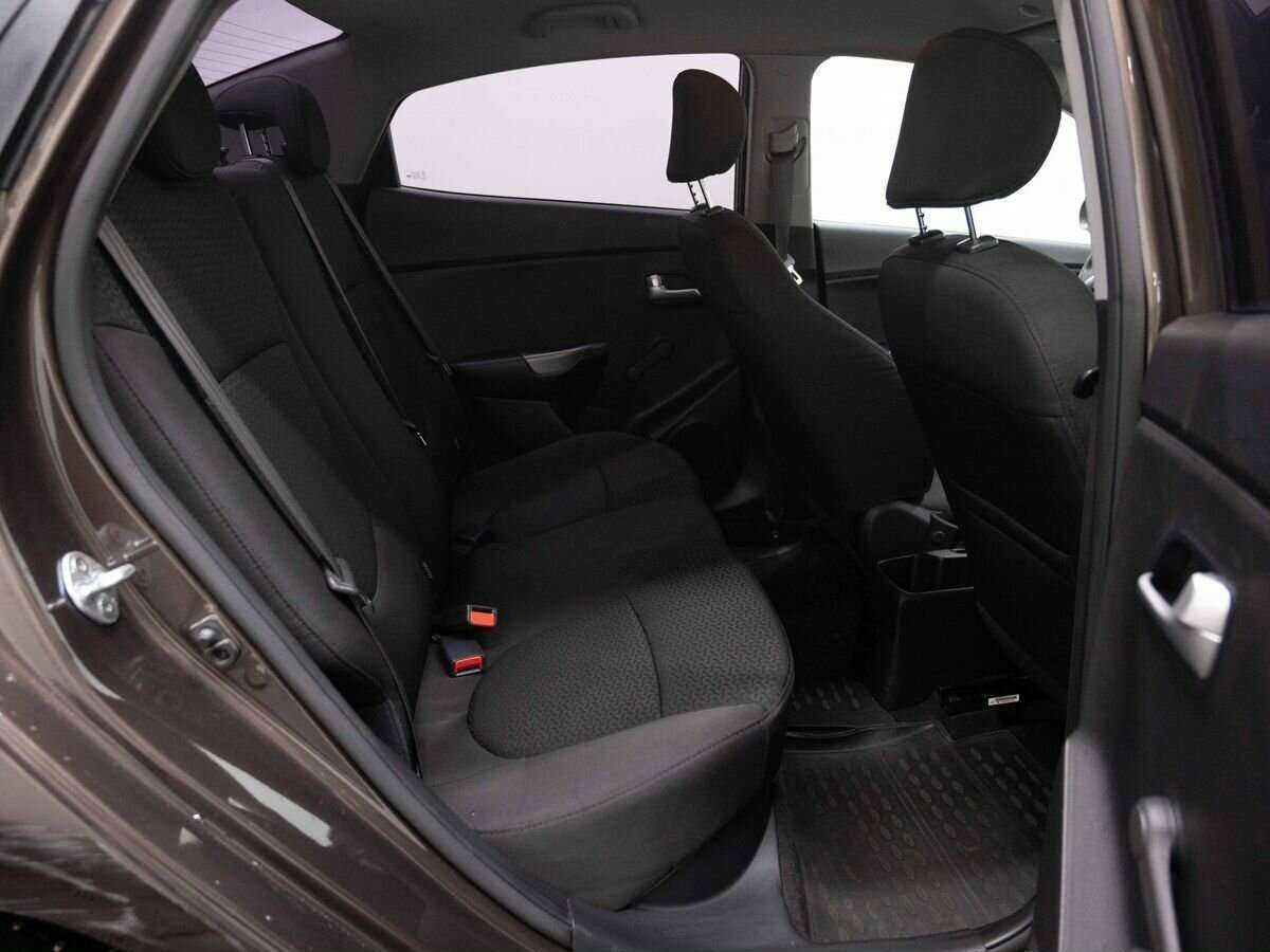 Купить Kia Rio, 2017, 87 500 км.. Фото: #9