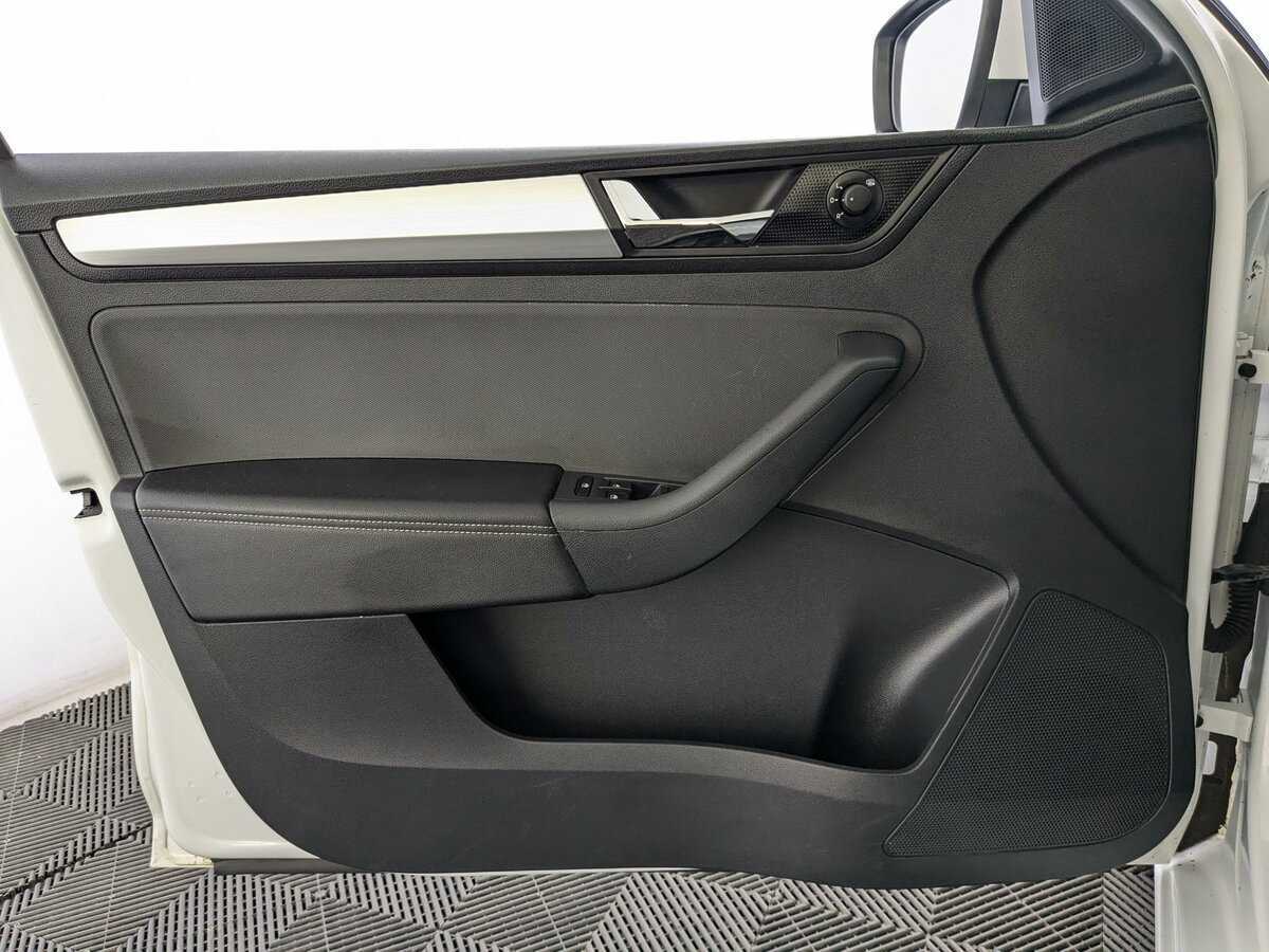 Купить Skoda Rapid, 2019, 75 260 км.. Фото: #11