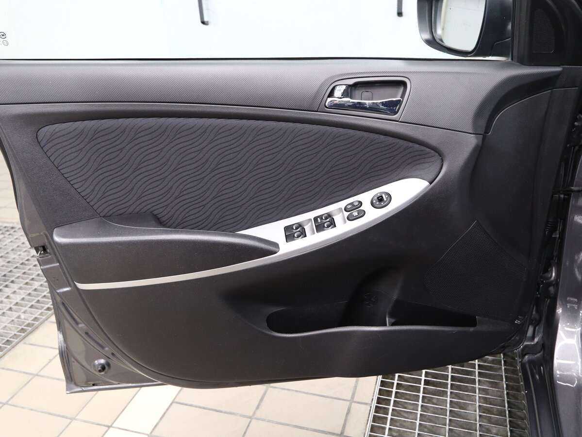 Купить Hyundai Solaris, 2014, 97 000 км.. Фото: #5