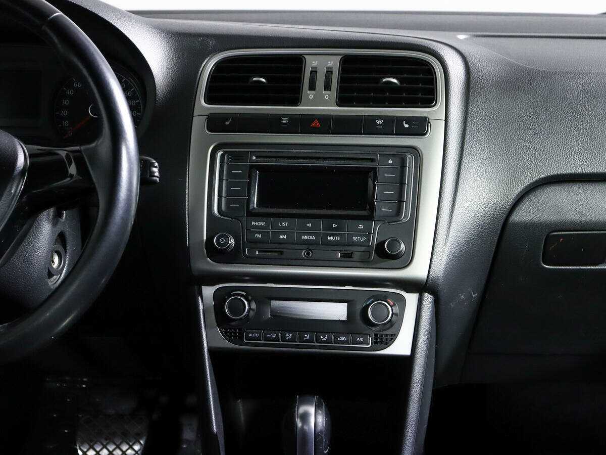 Купить Volkswagen Polo, 2016, 111 278 км.. Фото: #12