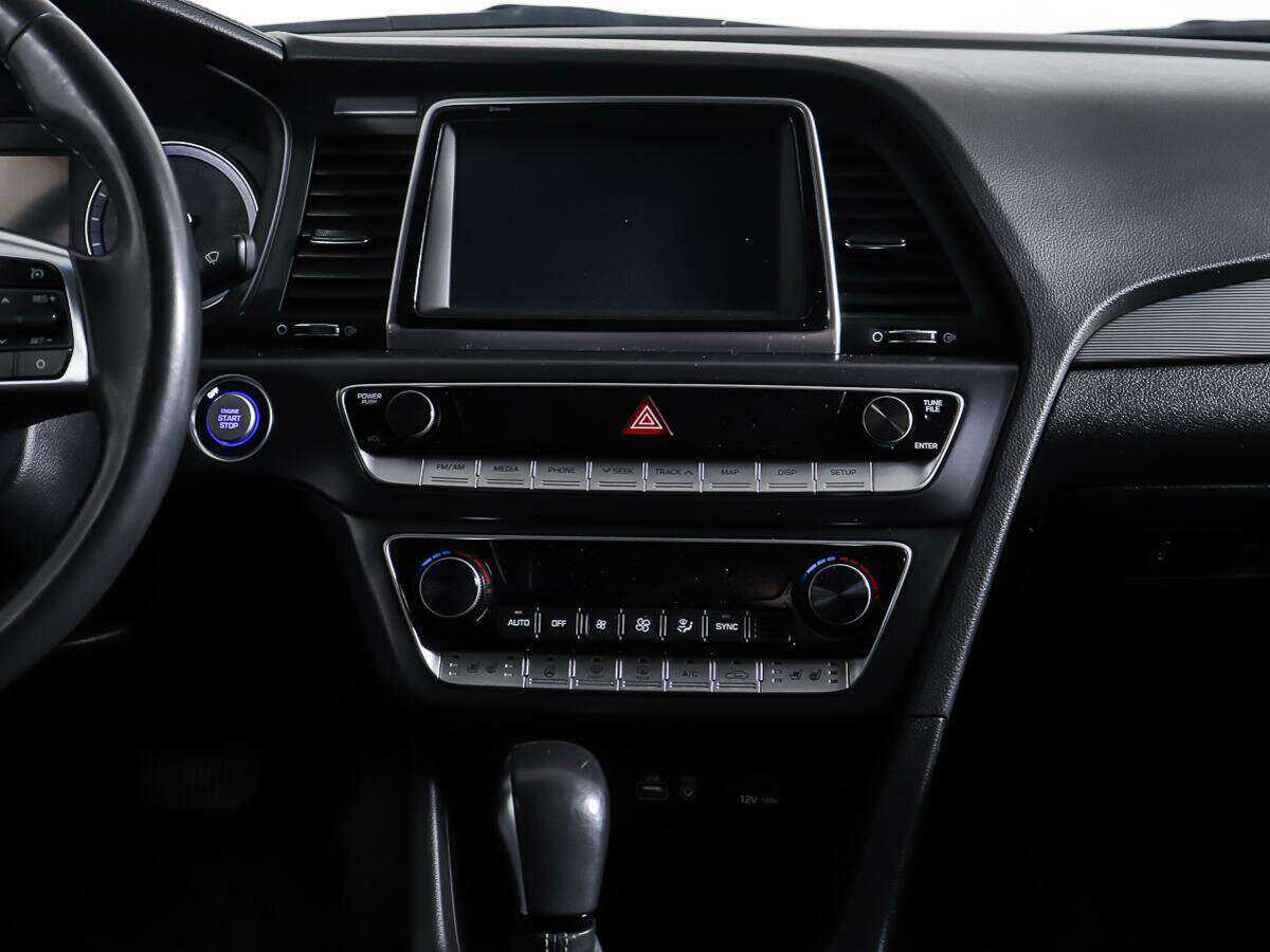 Купить Hyundai Sonata, 2017, 133 638 км.. Фото: #11