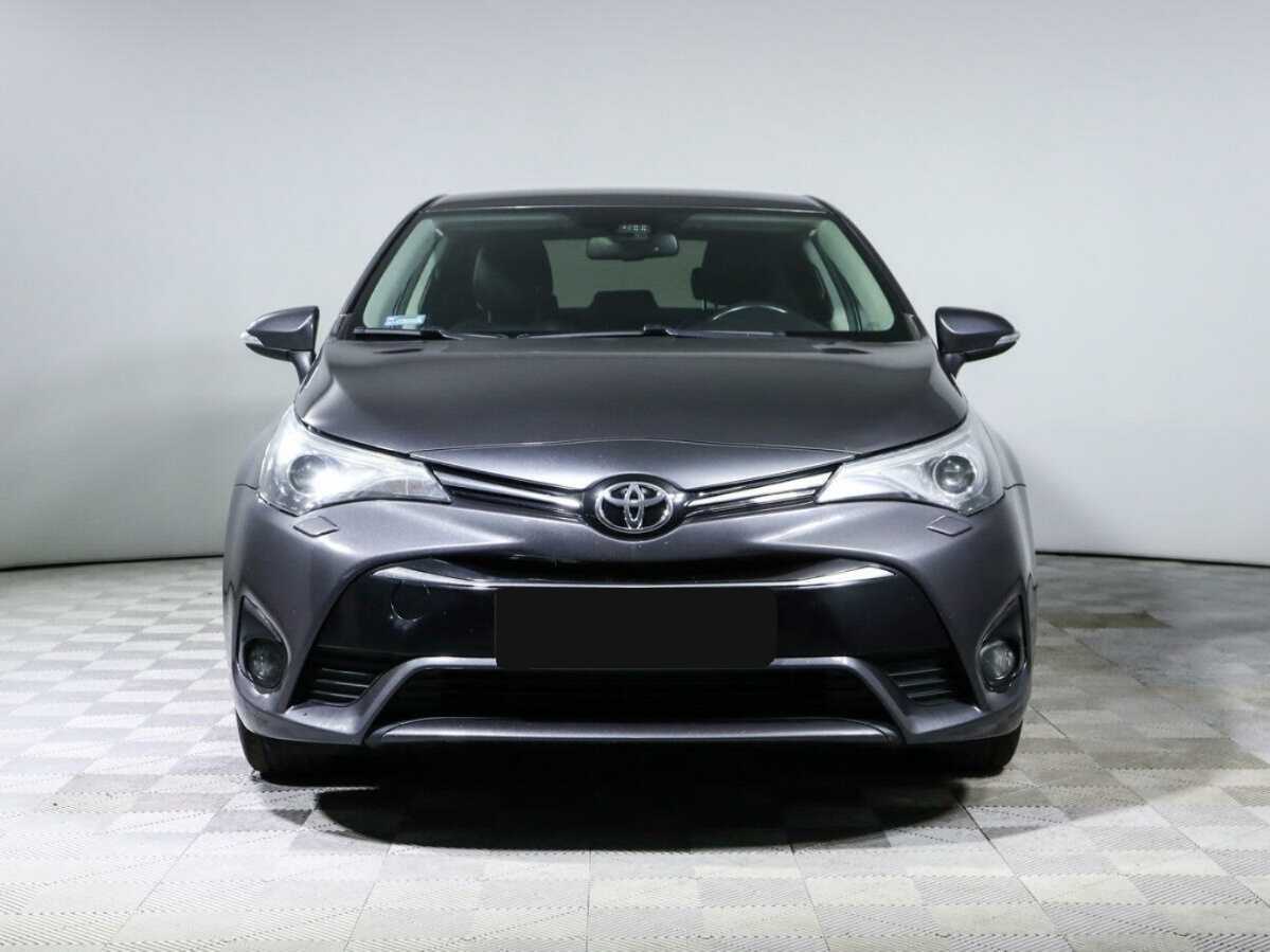 Купить Toyota Avensis, 2018, 138 577 км.. Фото: #1