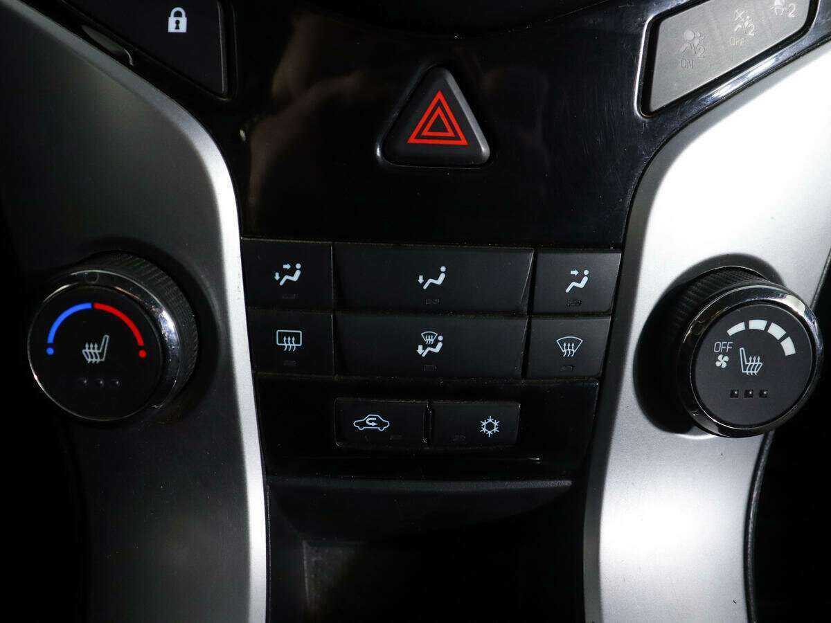 Купить Chevrolet Cruze, 2012, 175 828 км.. Фото: #15