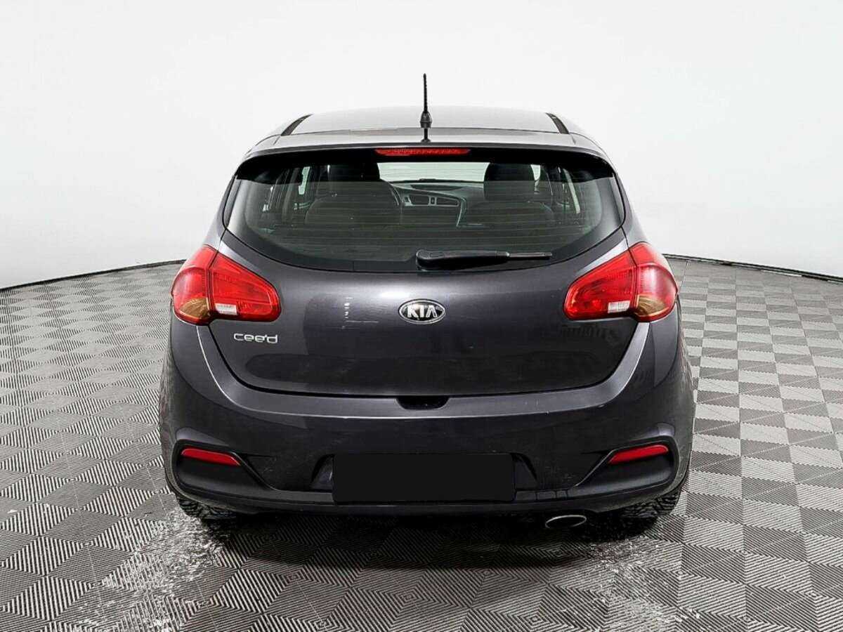 Купить Kia Ceed, 2013, 127 681 км.. Фото: #5