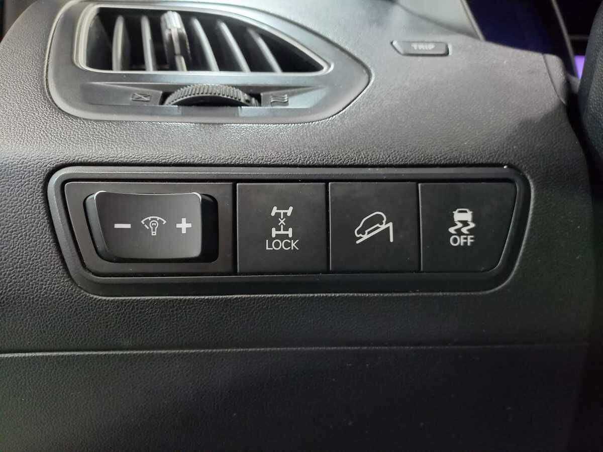 Купить Hyundai ix35, 2012, 198 270 км.. Фото: #12