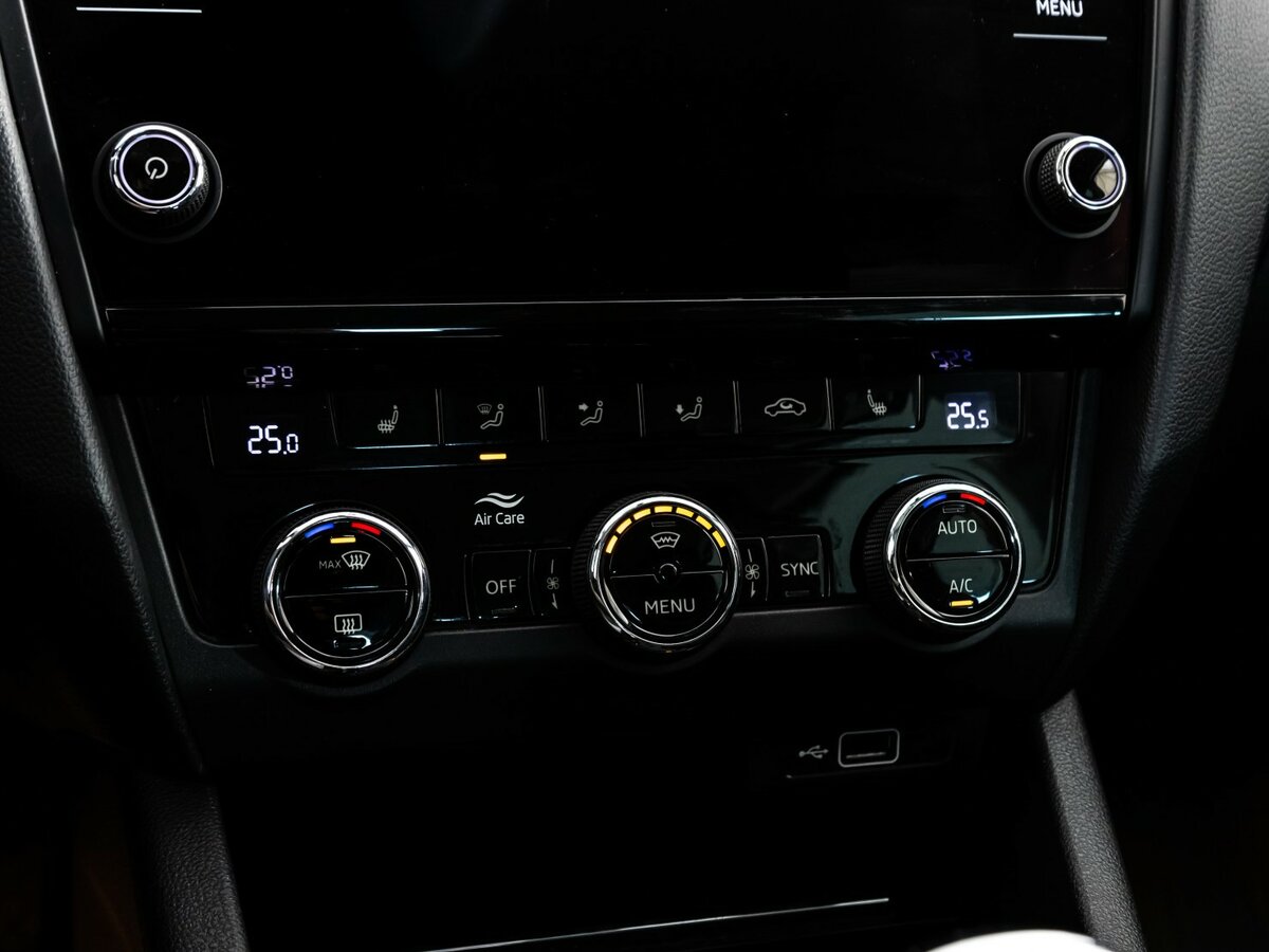 Купить Skoda Octavia, 2019, 156 195 км.. Фото: #10