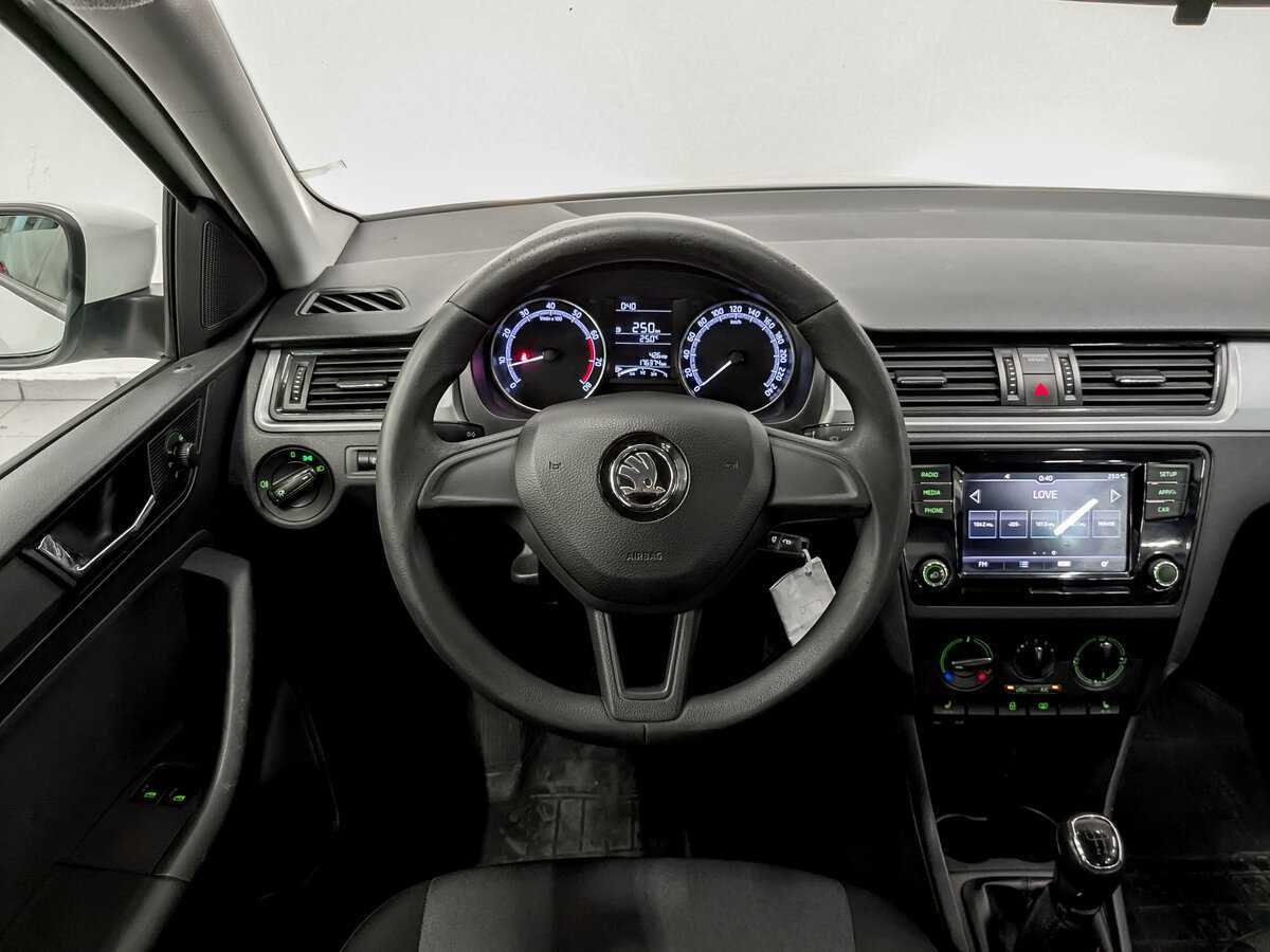 Купить Skoda Rapid, 2017, 176 367 км.. Фото: #20