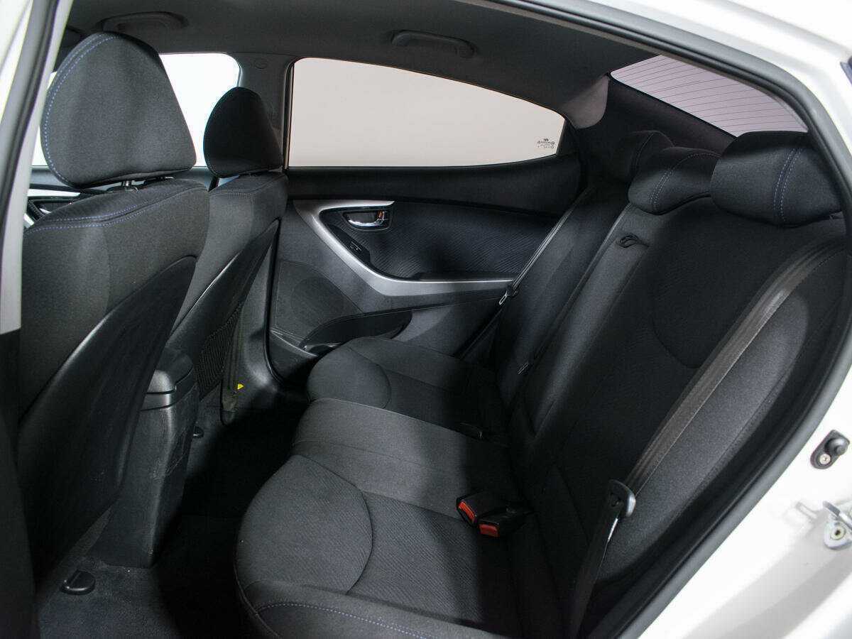 Купить Hyundai Elantra, 2013, 86 469 км.. Фото: #9