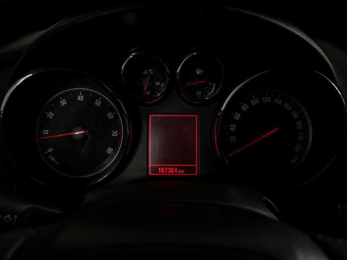 Купить Opel Astra, 2013, 109 000 км.. Фото: #10