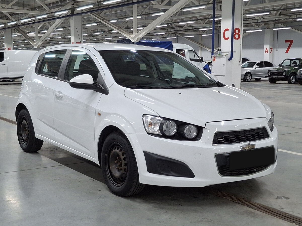 Купить Chevrolet Aveo, 2015, 65 745 км.. Фото: #2