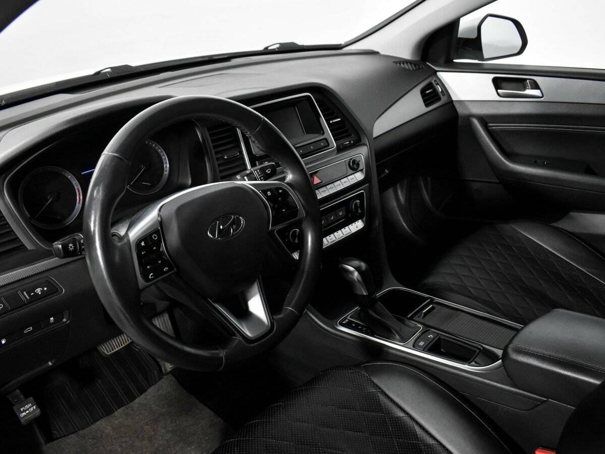 Купить Hyundai Sonata, 2019, 145 151 км.. Фото: #6