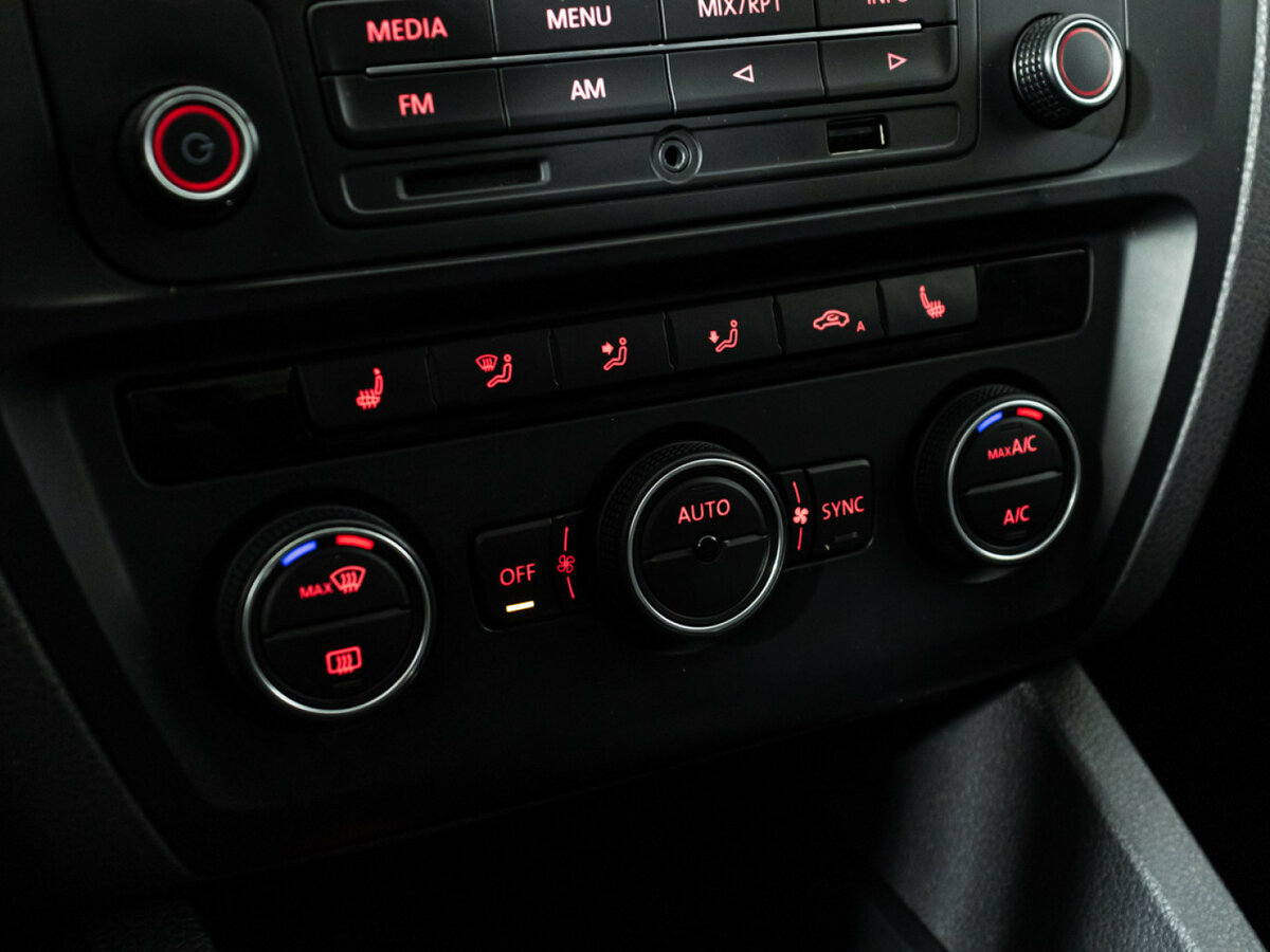 Купить Volkswagen Jetta, 2016, 247 728 км.. Фото: #14