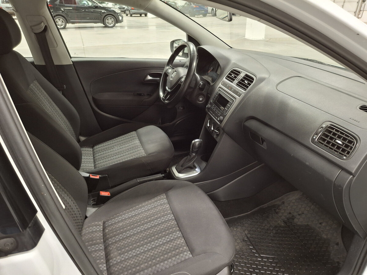 Купить Volkswagen Polo, 2019, 142 530 км.. Фото: #9