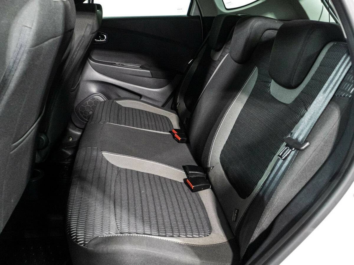 Купить Renault Kaptur, 2017, 71 963 км.. Фото: #9