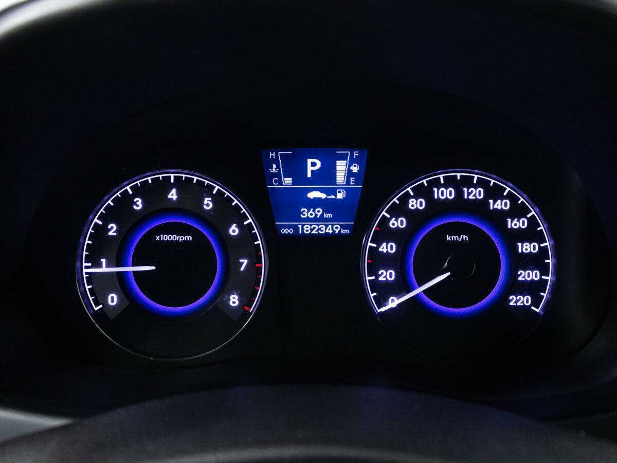 Купить Hyundai Solaris, 2013, 182 284 км.. Фото: #11