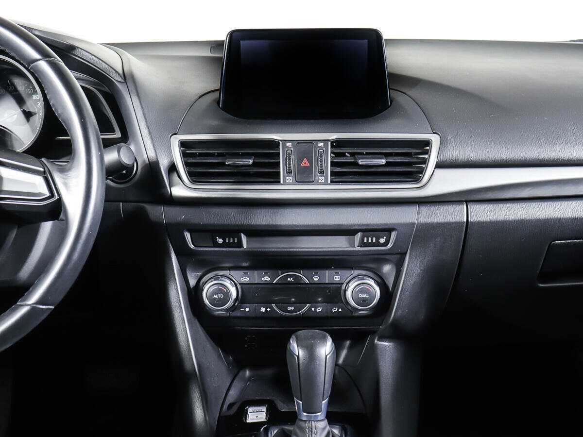 Купить Mazda 3, 2018, 50 655 км.. Фото: #13