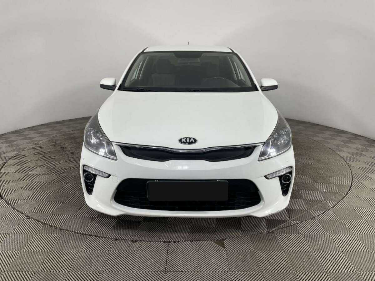 Купить Kia Rio, 2018, 65 741 км.. Фото: #1