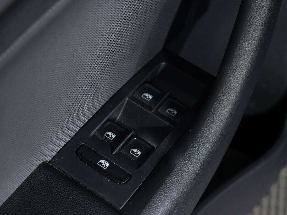 Купить Skoda Rapid, 2017, 179 376 км.. Фото: #13