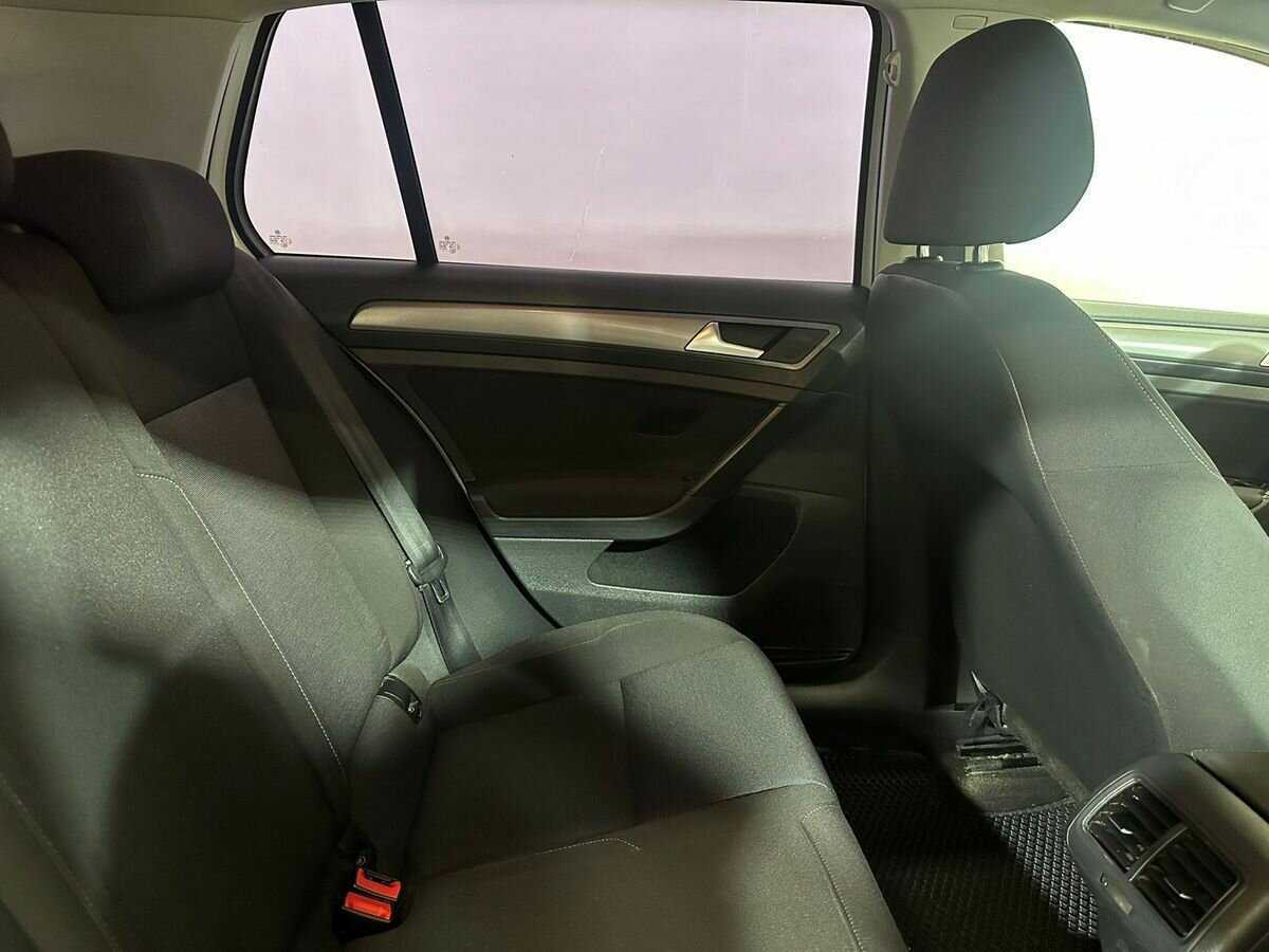 Купить Volkswagen Golf, 2013, 141 253 км.. Фото: #10