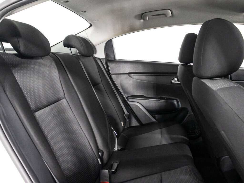 Купить Kia Rio, 2020, 119 129 км.. Фото: #22