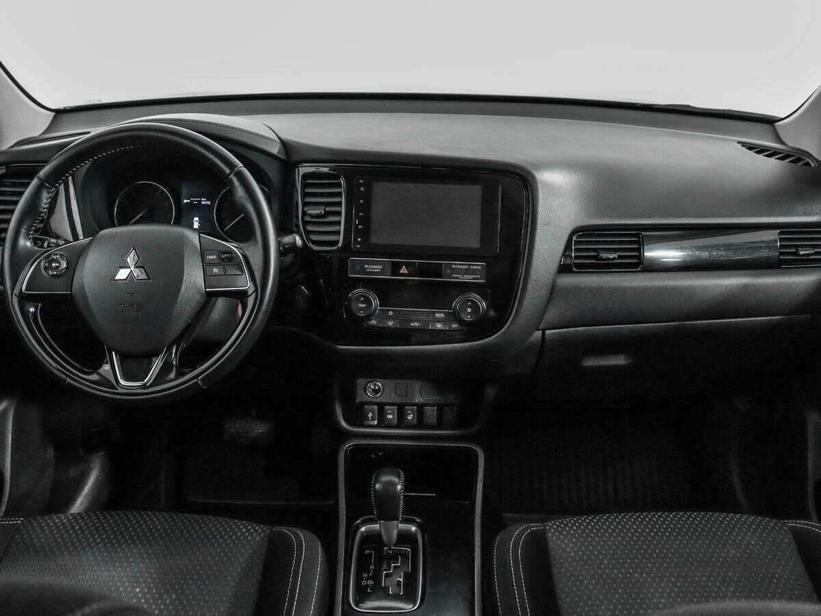 Купить Mitsubishi Outlander, 2018, 185 539 км.. Фото: #11