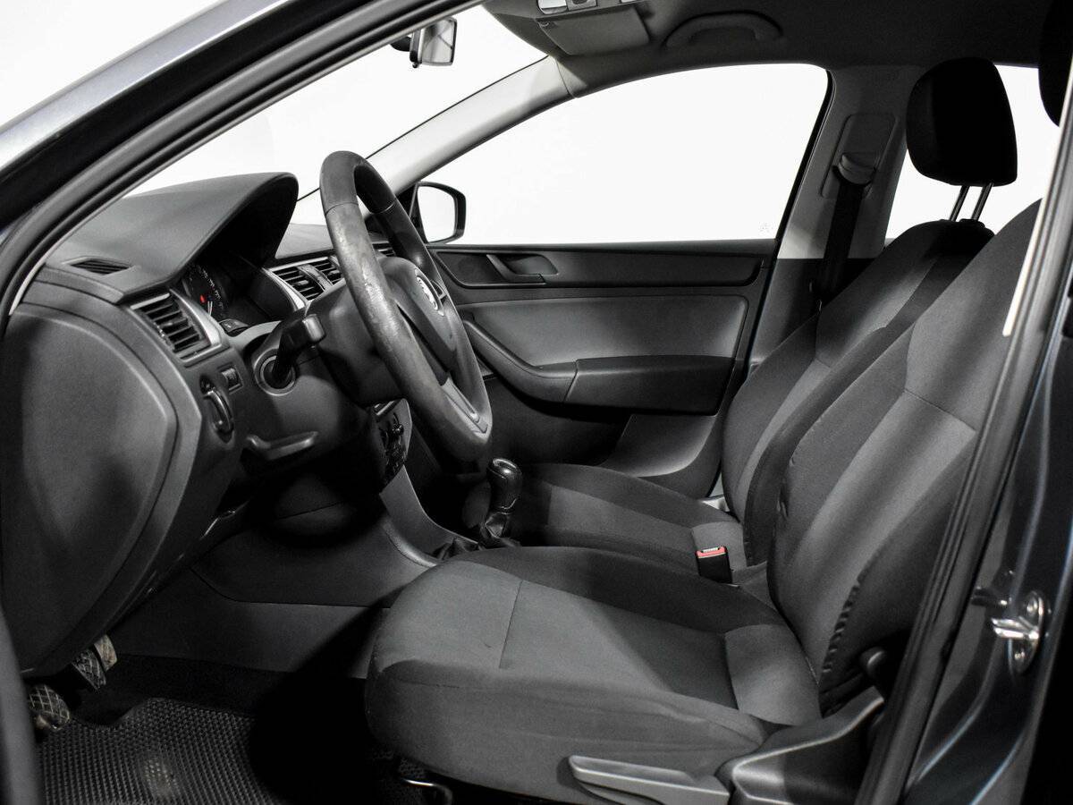 Купить Skoda Rapid, 2014, 157 399 км.. Фото: #9