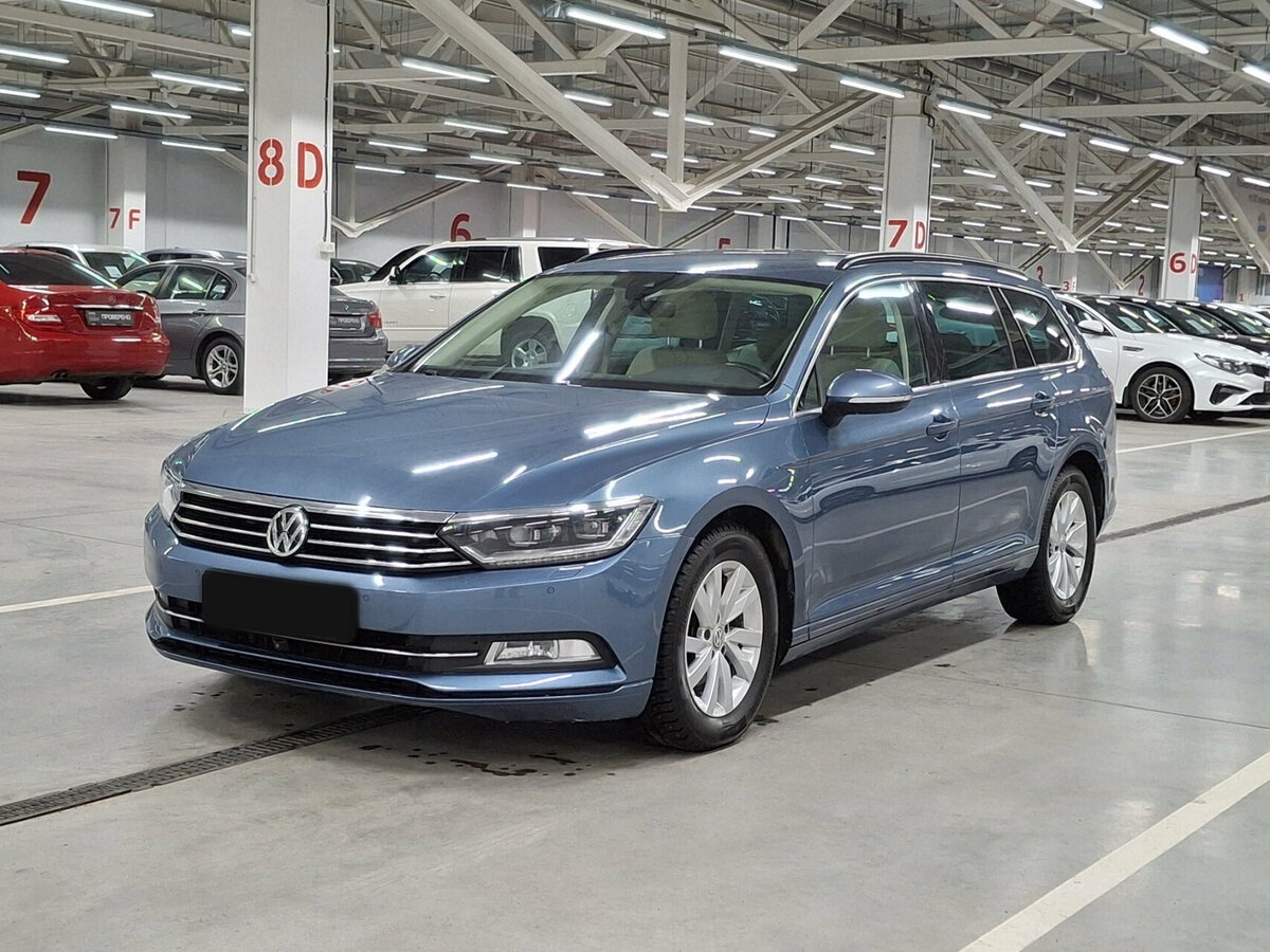 Купить Volkswagen Passat, 2018, 199 240 км.. Посмотреть фото